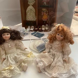 Two Victorian Beauty 8" Porcelain Doll NIB  Vintage Collectible And Accessories